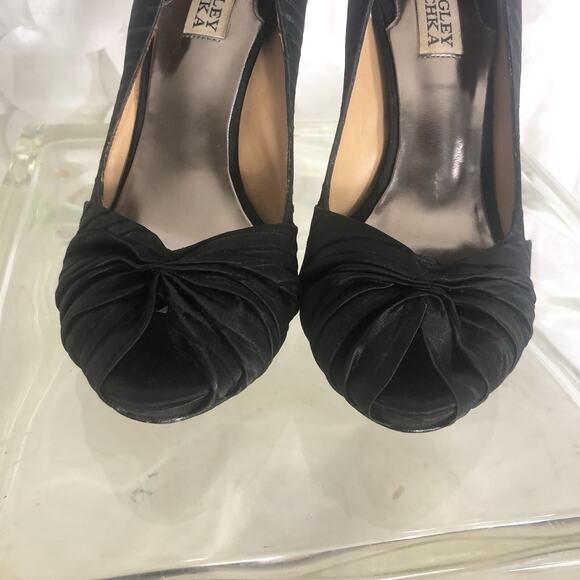 Badgley Mischka Black satin peep toe heels size 7 M Cocktail Party Wedding - Picture 7 of 10